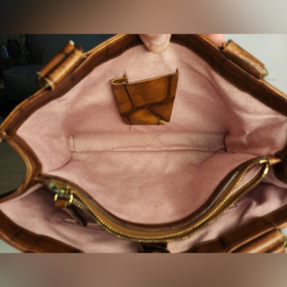 Dooney&Bourke Genuine Italian Leather Croc Embossed Pembrook AmelieTote Handbag - Picture 13 of 15